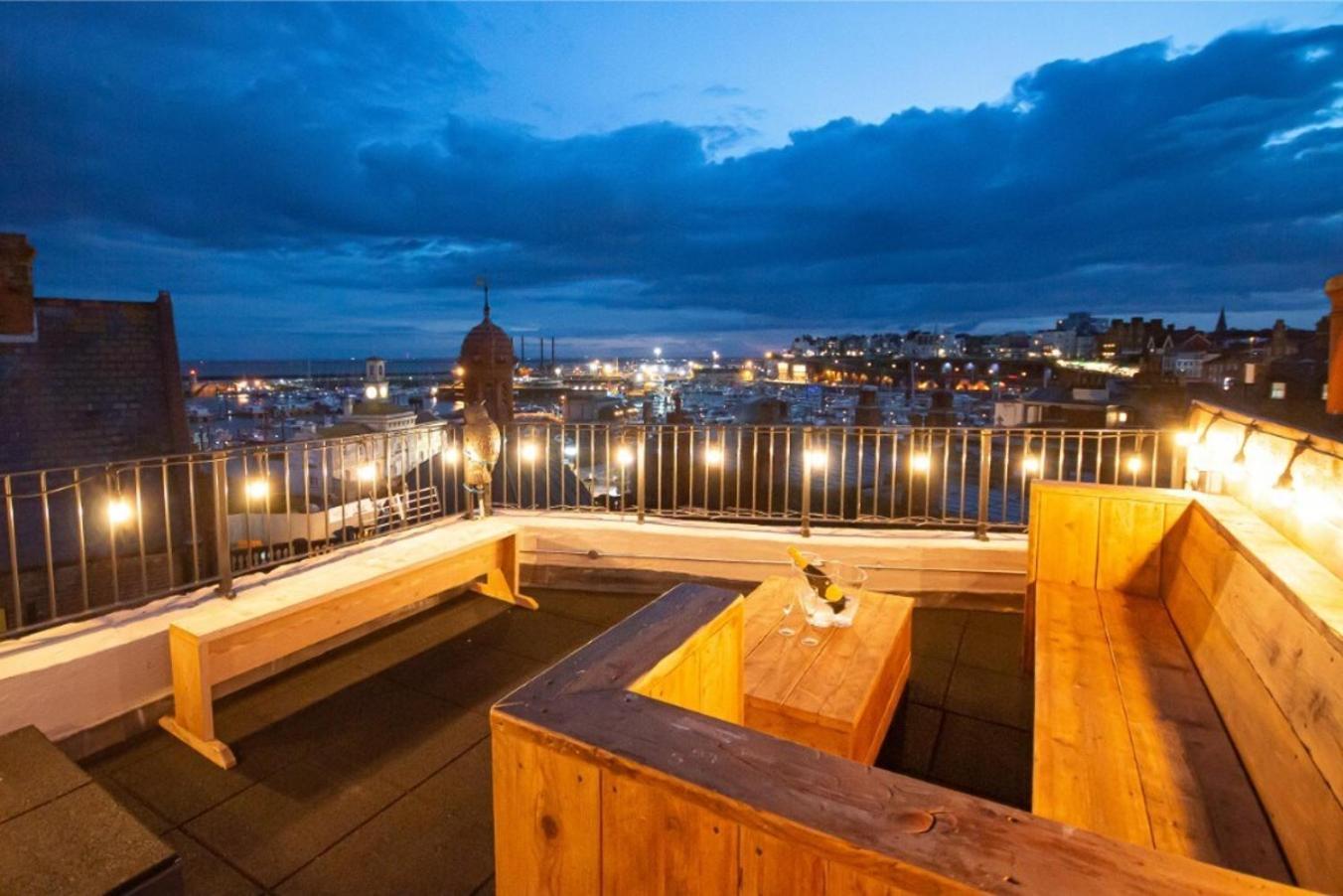 Villa Harbourside Roof Terrace & Sea Views By Adliv à Ramsgate Extérieur photo